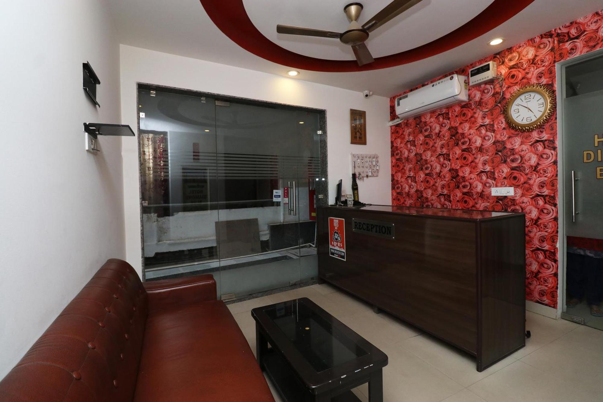 Oyo Flagship Hotel Daimond New Delhi Exterior photo